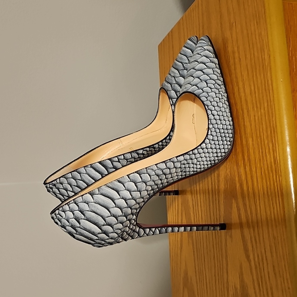 Christian Louboutin Python Froze So Kate Heels Brand New - Picture 4 of 11